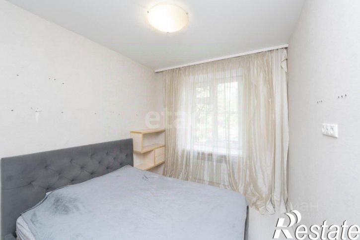 4-комн квартира улица Закамская, 25,  д. 25