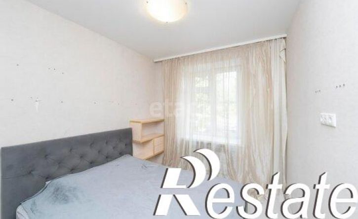 4-комн квартира улица Закамская, 25,  д. 25
