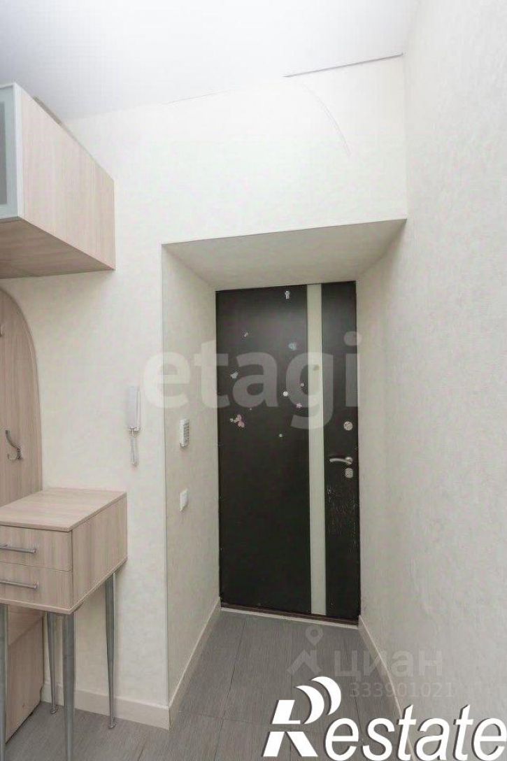 4-комн квартира улица Закамская, 25,  д. 25