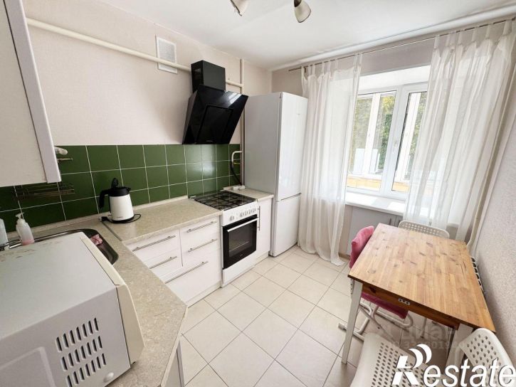 2-комн квартира Весёлая улица, 1,  д. 1
