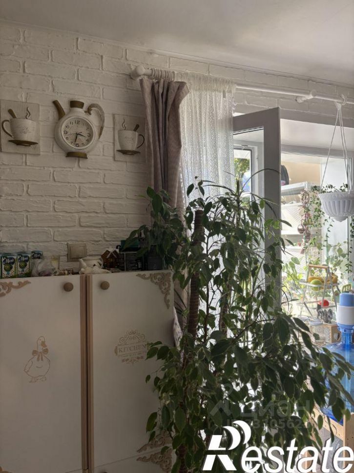 2-комн квартира улица Юрша, 100,  д. 100