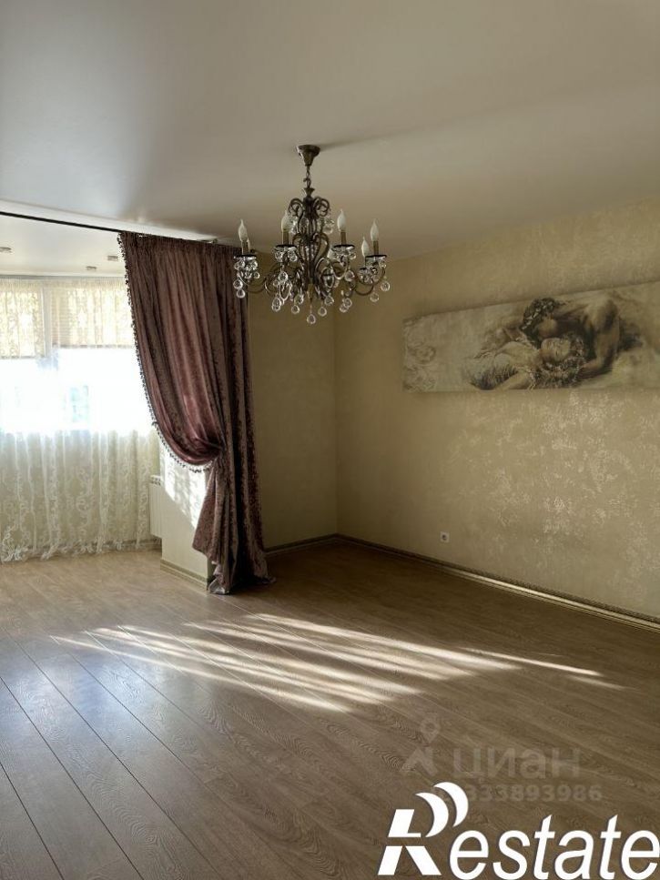 3-комн квартира улица Советской Армии, 72/1,  д. 72/1