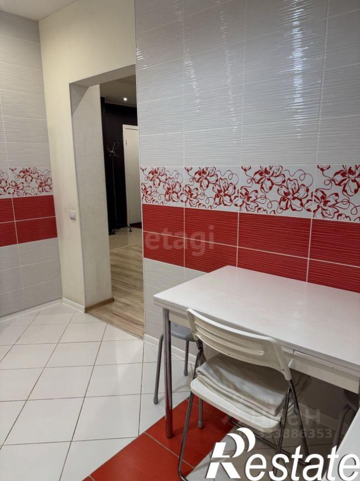 2-комн квартира улица Николая Островского, 76А,  д. 76А