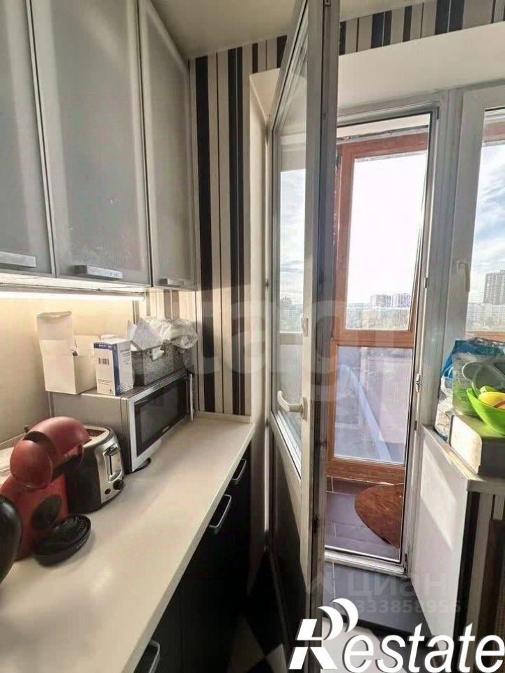 2-комн квартира улица Василия Каменского, 24,  д. 24