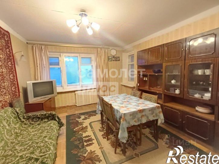 4-комн квартира улица Гашкова, 45,  д. 45