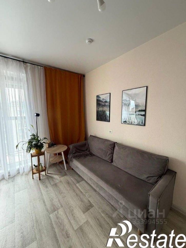 2-комн квартира Серебристая улица, 18,  д. 18