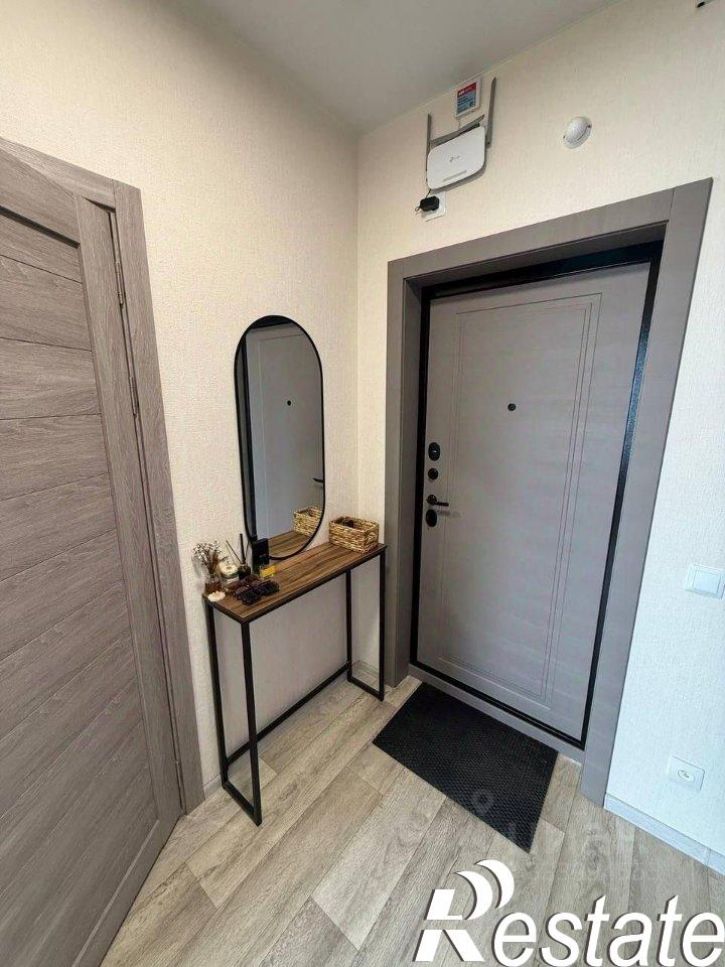 2-комн квартира Серебристая улица, 18,  д. 18