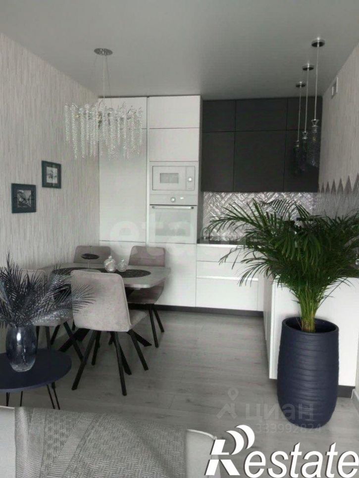 2-комн квартира Сапфирная улица, 12,  д. 12