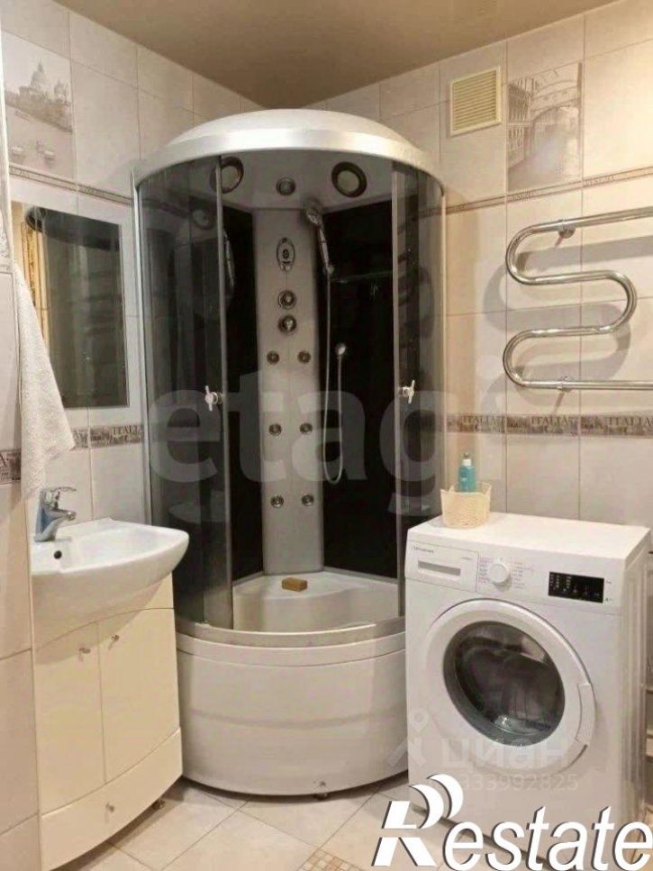 2-комн квартира Углеуральская улица, 22,  д. 22