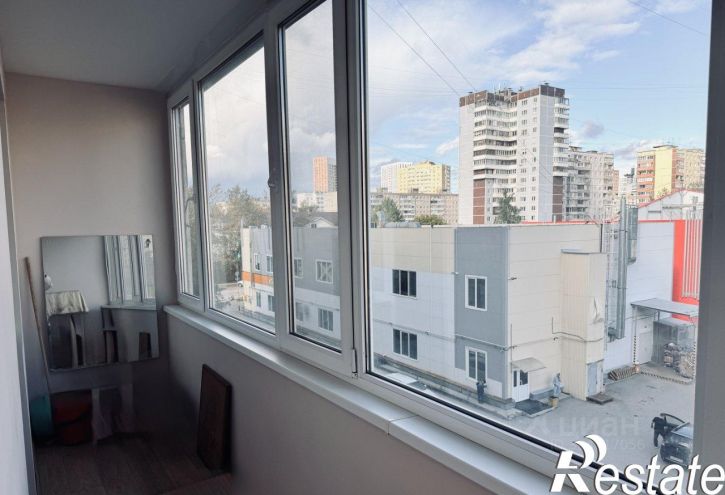 4-комн квартира улица Желябова, 10,  д. 10
