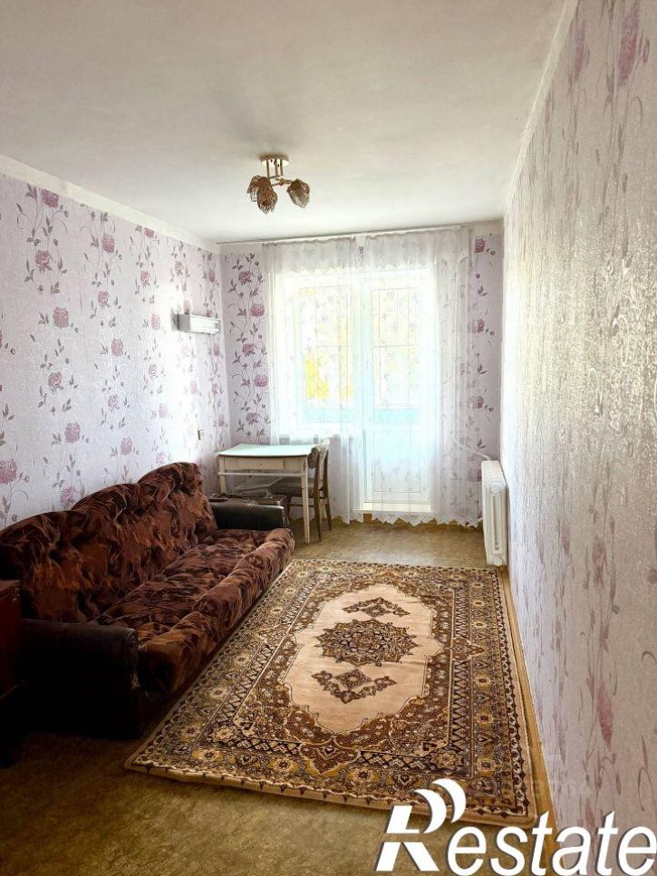 3-комн квартира улица Гусарова, 13,  д. 13
