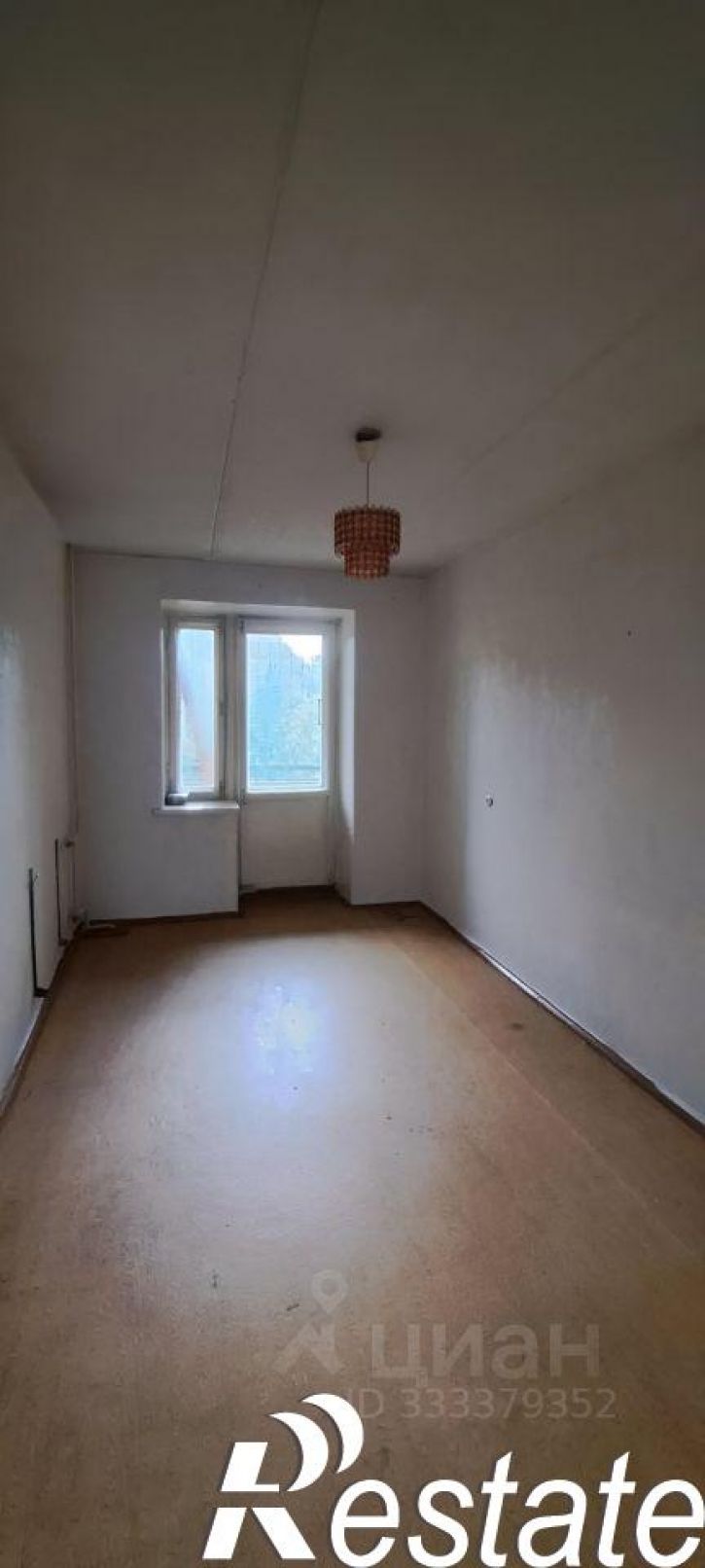3-комн квартира улица Революции, 4,  д. 4