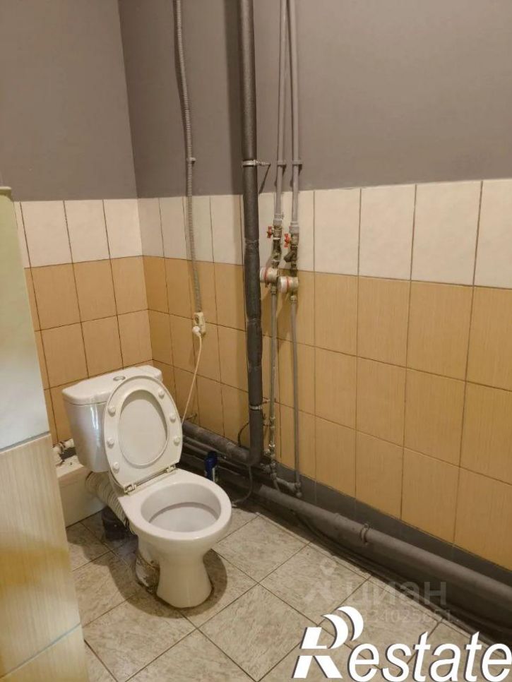 Помещение свободного назначения Красновишерская улица, 35,  д. 35