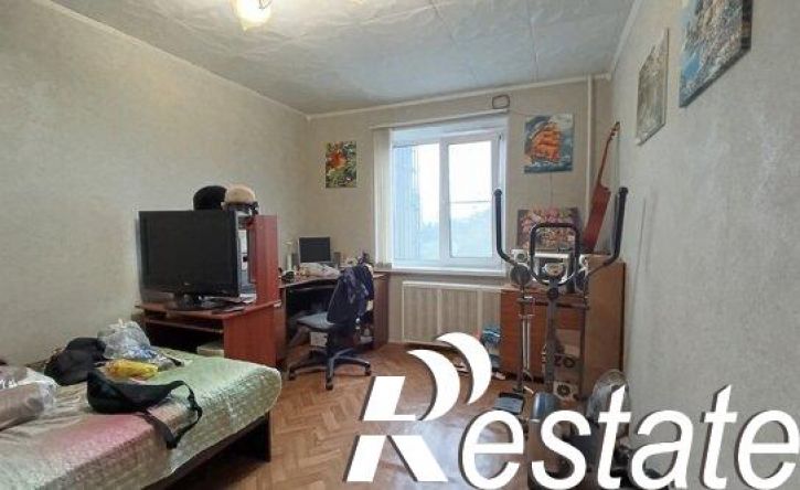 3-комн квартира улица Лодыгина, 46/2,  д. 46/2