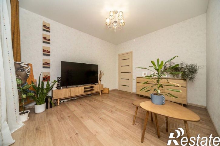 3-комн квартира улица Олега Кошевого, 40,  д. 40