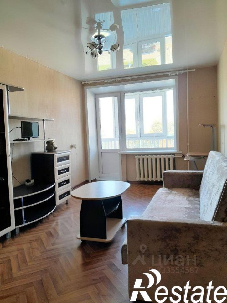 2-комн квартира улица Крисанова, 19,  д. 19