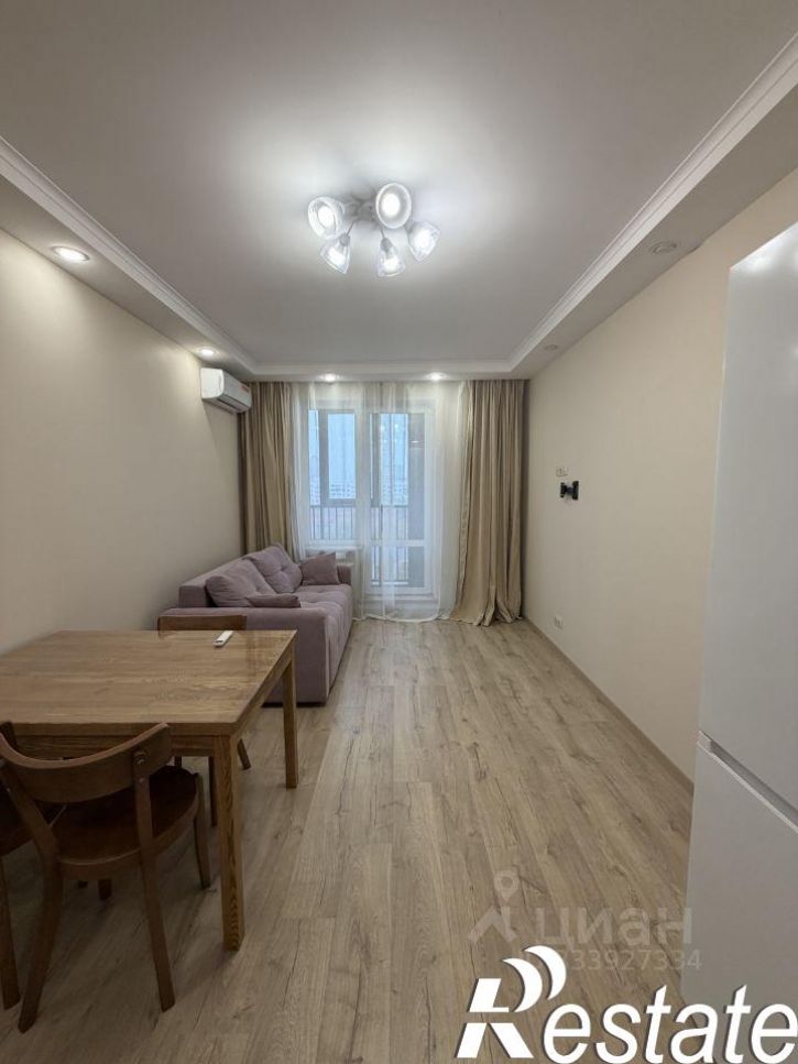 3-комн квартира Монастырская улица, 60,  д. 60