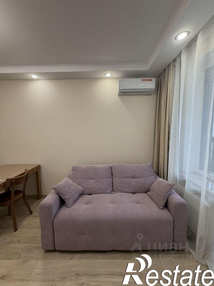 3-комн квартира Монастырская улица, 60,  д. 60
