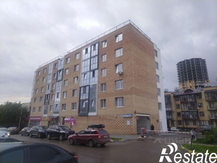 2-комн квартира улица Подводников, 112,  д. 112