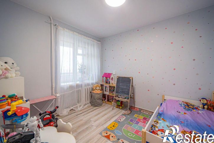 3-комн квартира улица КИМ, 5,  д. 5