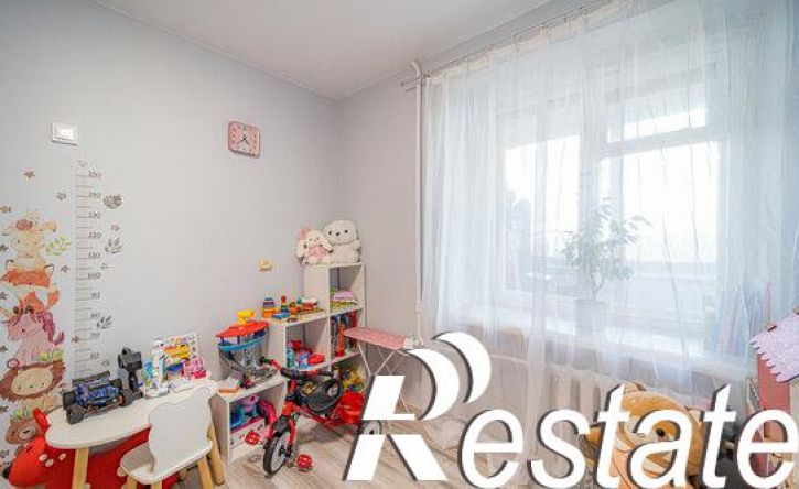 3-комн квартира улица КИМ, 5,  д. 5