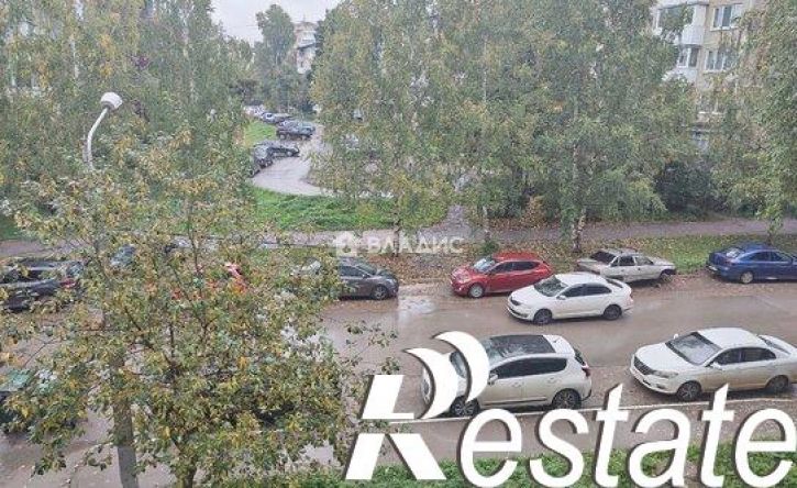 3-комн квартира улица Милиционера Власова, 17/6,  д. 17/6