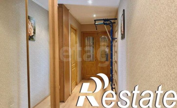 3-комн квартира улица Строителей, 8,  д. 8