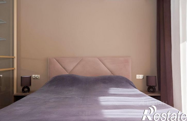 2-комн квартира улица Николая Островского, 52,  д. 52
