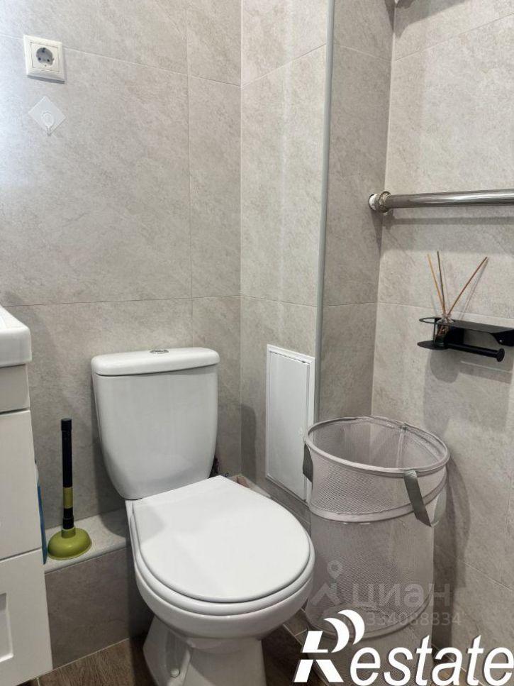 2-комн квартира улица Василия Татищева, 6,  д. 6