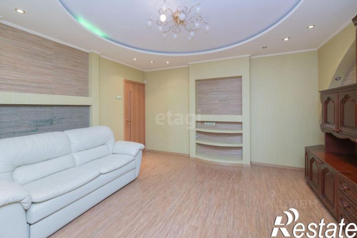 3-комн квартира улица КИМ, 44,  д. 44