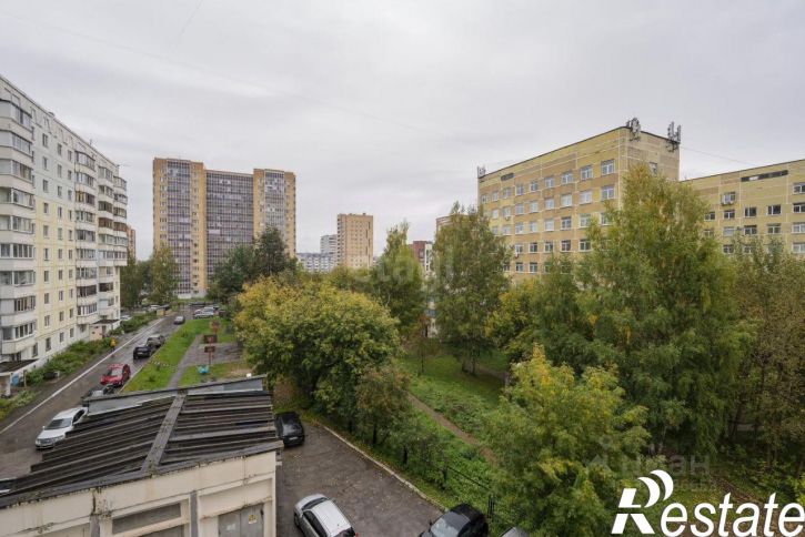 3-комн квартира улица КИМ, 44,  д. 44