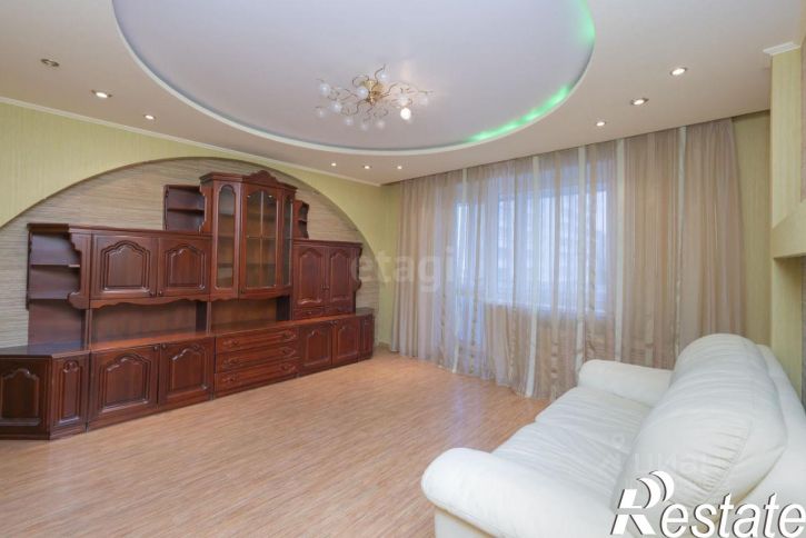 3-комн квартира улица КИМ, 44,  д. 44