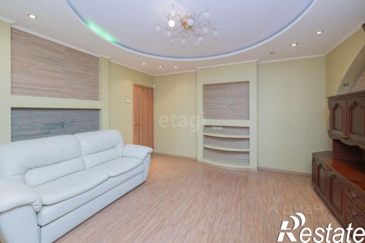 3-комн квартира улица КИМ, 44,  д. 44