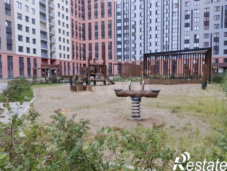 3-комн квартира улица Яблочкова, 5 к5,  д. 5 к5