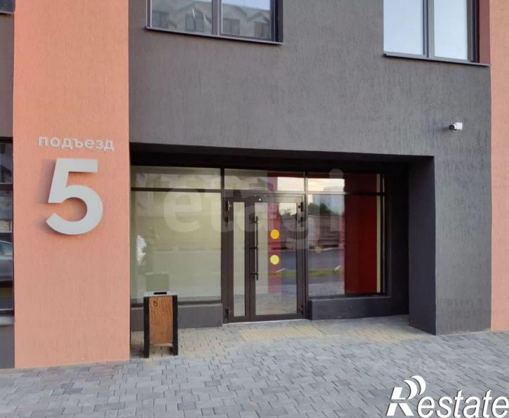 3-комн квартира улица Яблочкова, 5 к5,  д. 5 к5