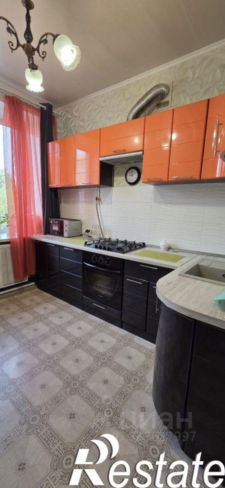 2-комн квартира улица Крупской, 27,  д. 27