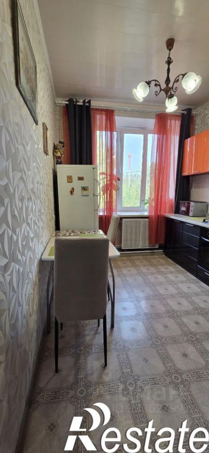 2-комн квартира улица Крупской, 27,  д. 27