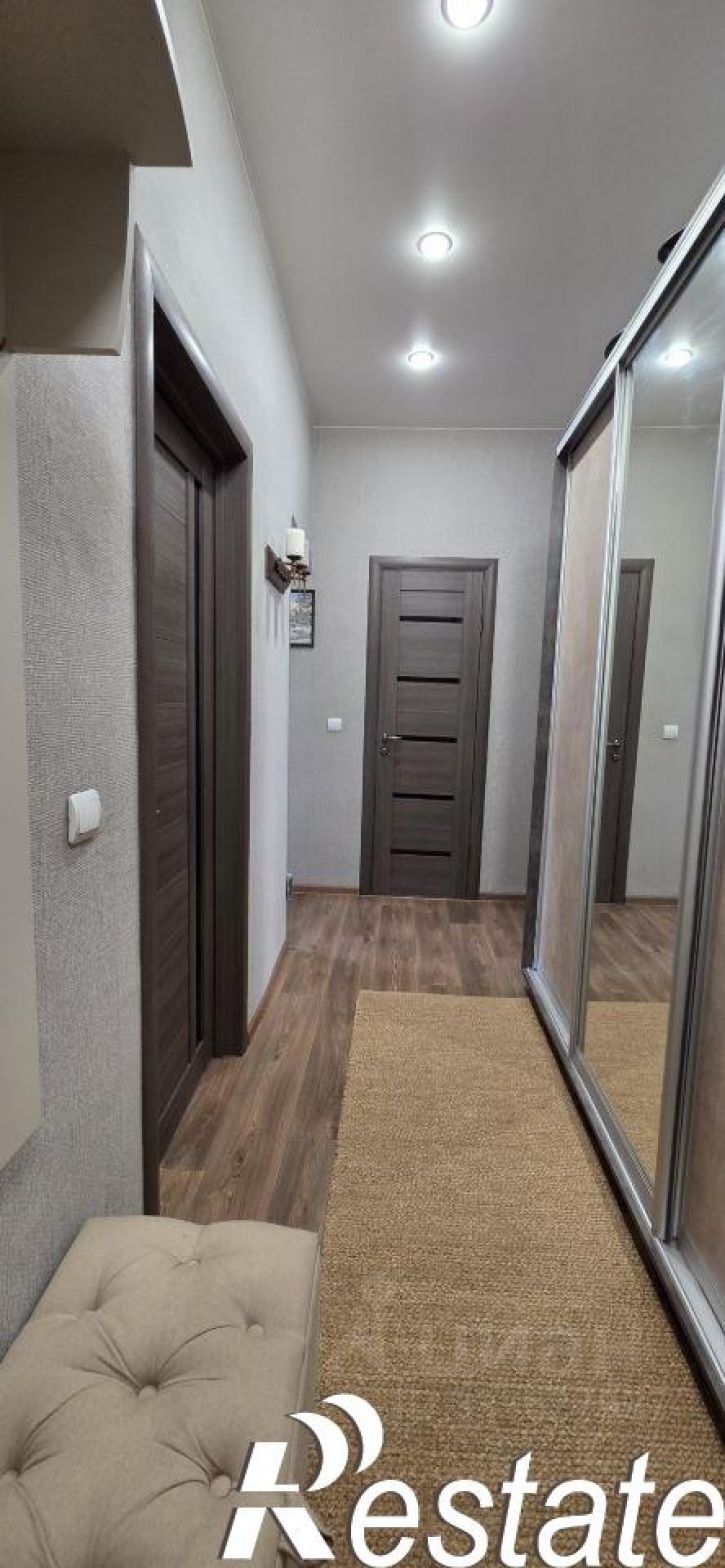 2-комн квартира улица Крупской, 27,  д. 27