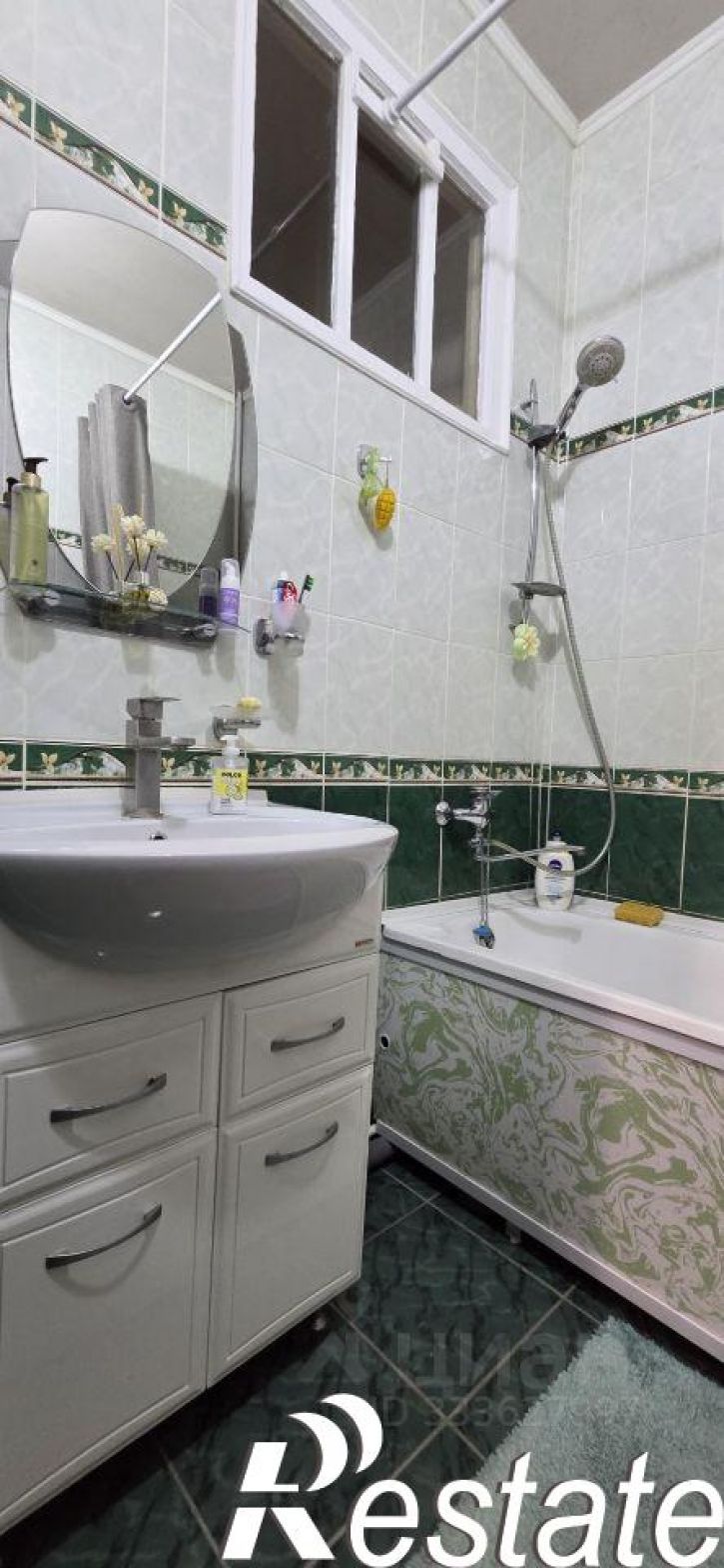 2-комн квартира улица Крупской, 27,  д. 27