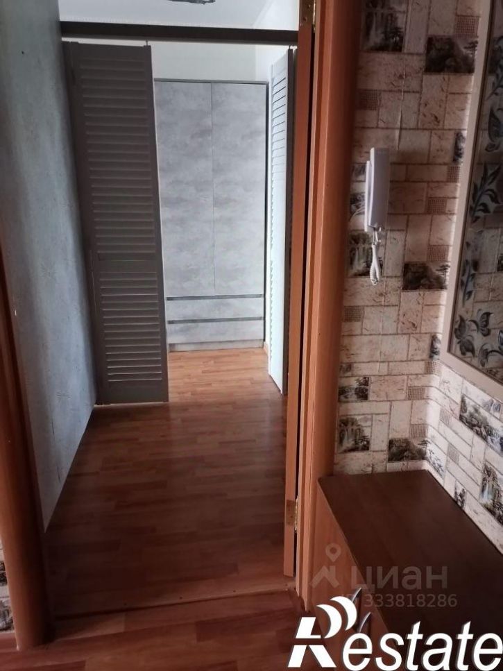 2-комн квартира улица Гусарова, 18А,  д. 18А