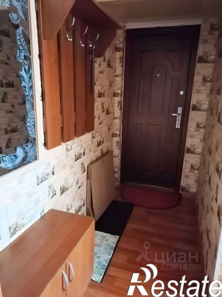 2-комн квартира улица Гусарова, 18А,  д. 18А