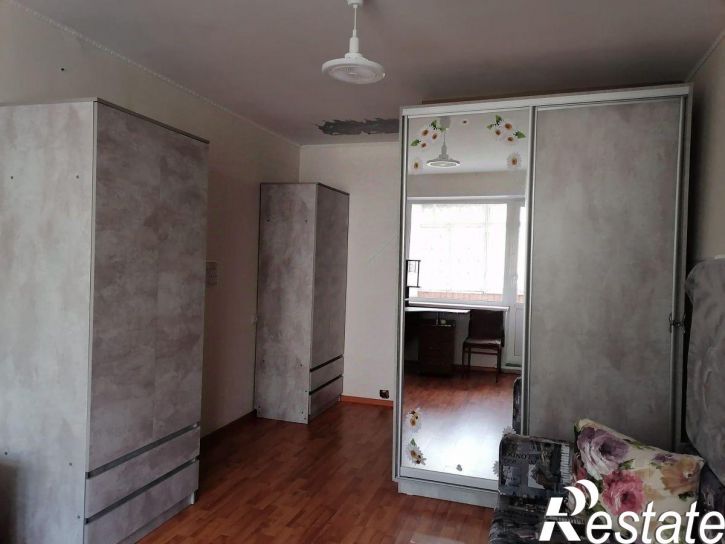 2-комн квартира улица Гусарова, 18А,  д. 18А