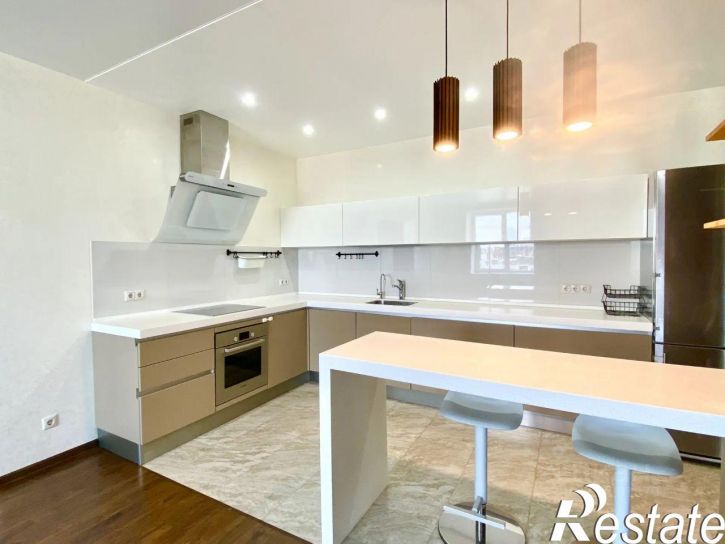4-комн квартира Советская улица, 36,  д. 36