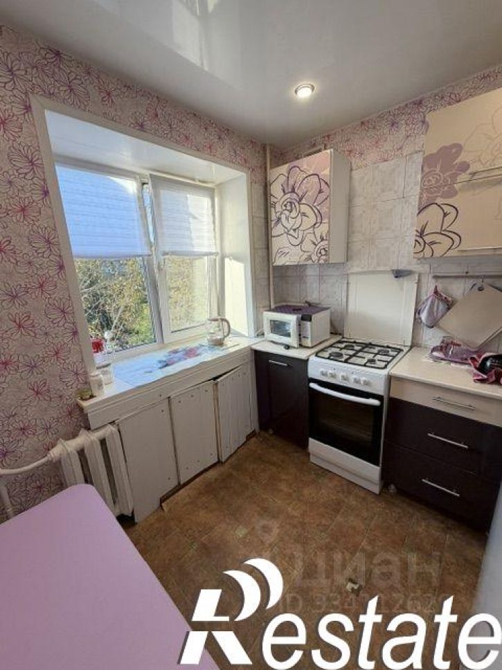 3-комн квартира улица Адмирала Нахимова, 16,  д. 16