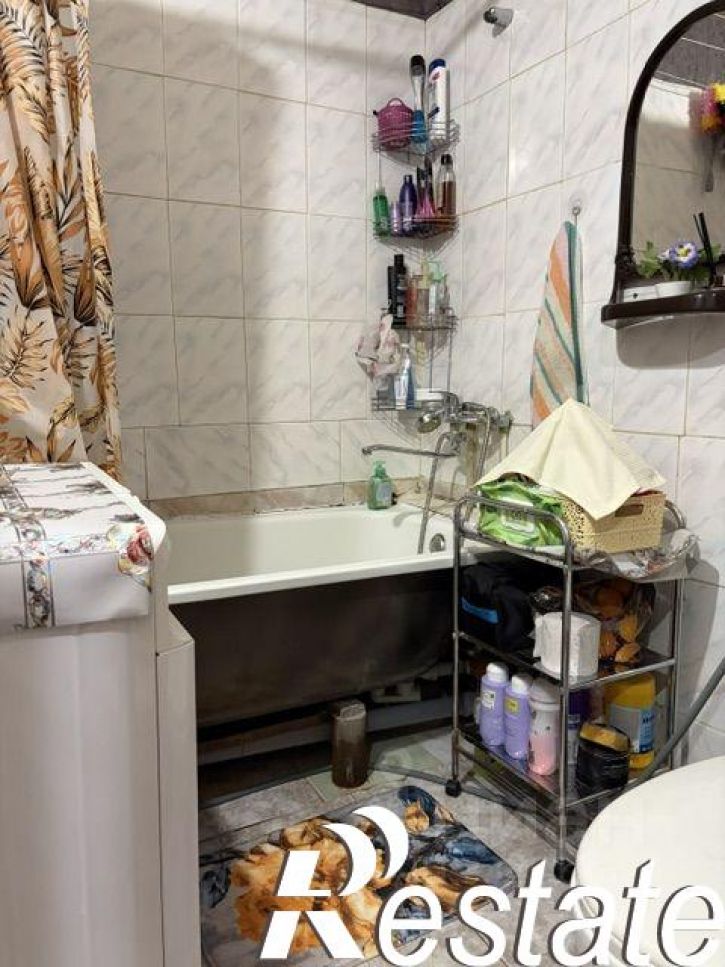 3-комн квартира улица Адмирала Нахимова, 16,  д. 16