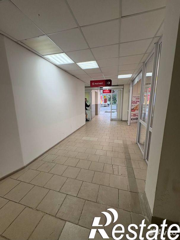 Сдать торговое помещение за 36 400 рублей на улица Юрша, 9
