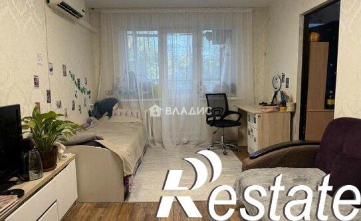 3-комн квартира улица Макаренко, 46,  д. 46