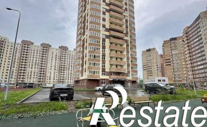 3-комн квартира улица Карпинского, 110А,  д. 110А