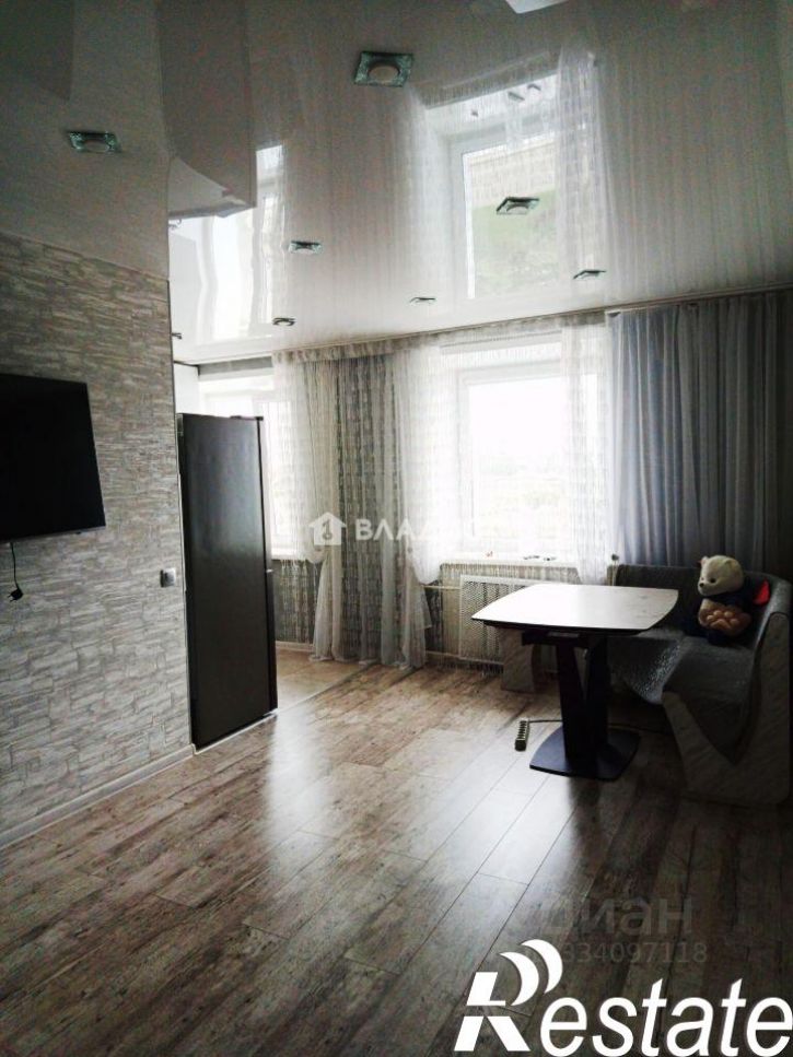 2-комн квартира улица Крисанова, 19,  д. 19