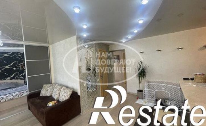 3-комн квартира улица Клары Цеткин, 15,  д. 15